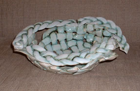 basket white green shapey.jpg (14482 bytes)