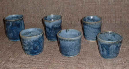 cups six blue .jpg (41740 bytes)