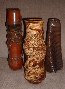 vases3browns.jpg (30832 bytes)